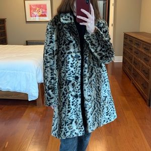 BB Dakota Faux Fur Coat ~ Size Medium
